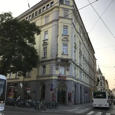 Апартаменты Old Citycenter Грац